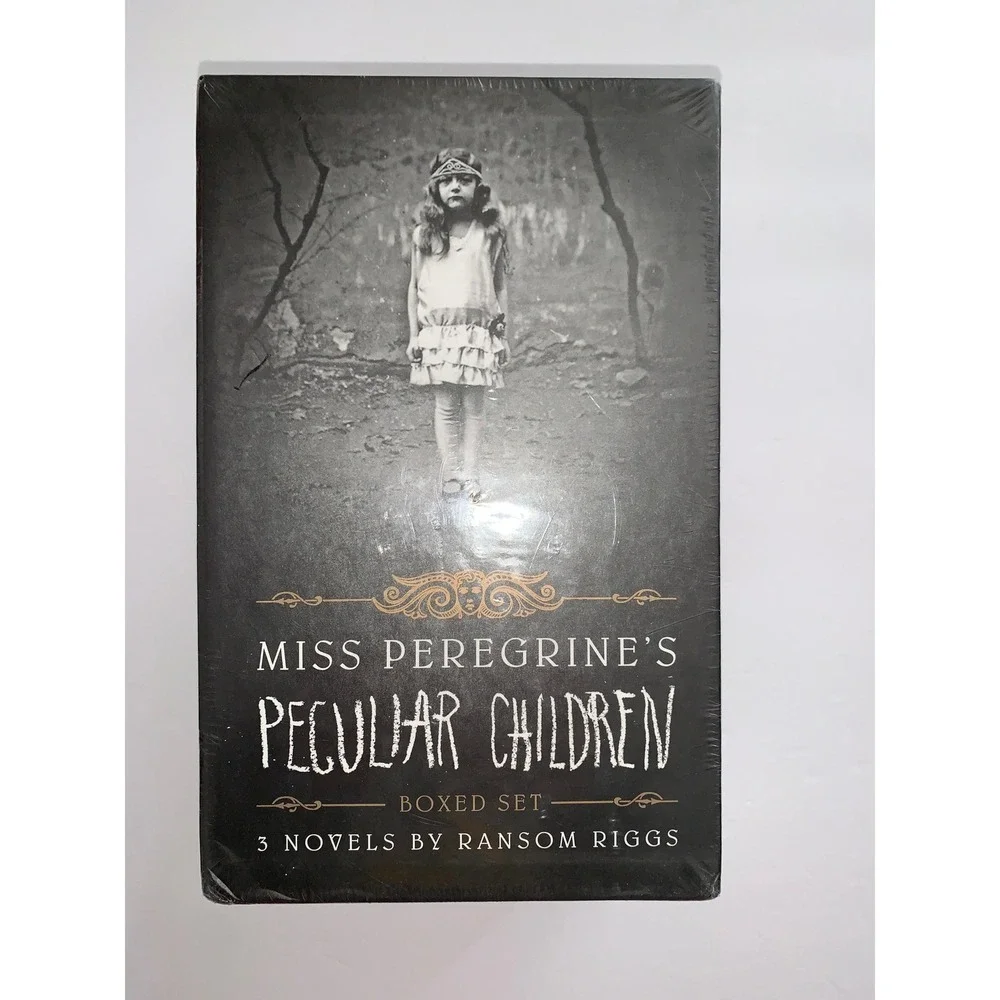 Miss Peregrines Peculiar Children Boxed Set 3 Novels by‎ Ransom Riggs Hardcover